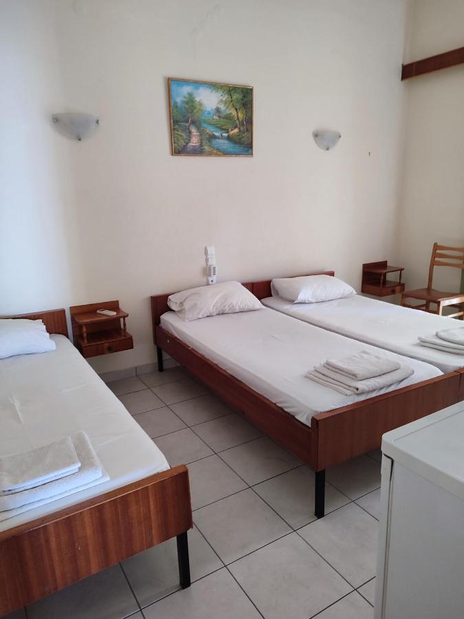 Περσεφονη Hotel Kamena Vourla Exterior foto