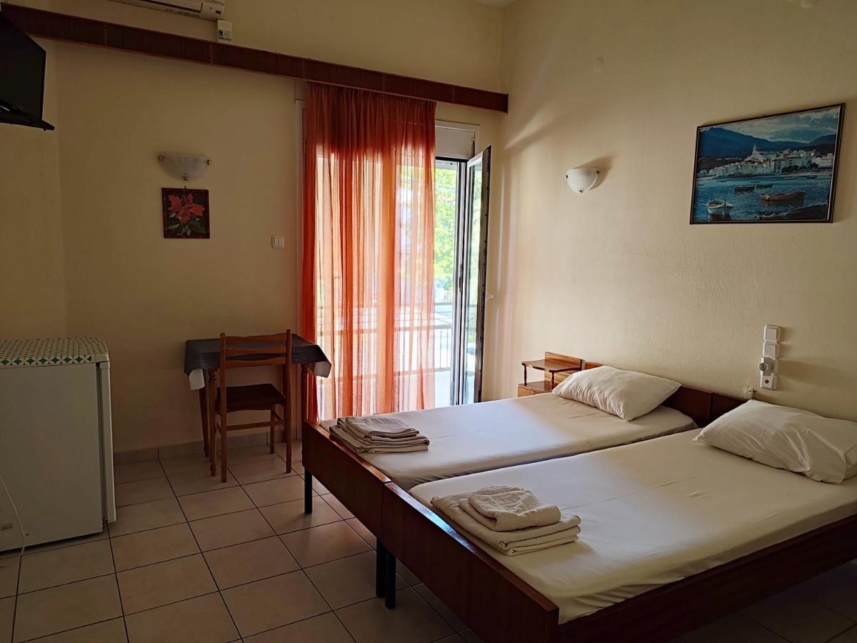 Περσεφονη Hotel Kamena Vourla Exterior foto